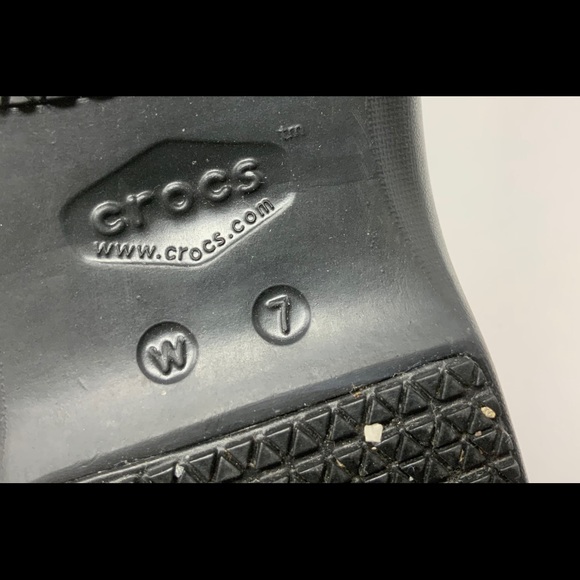 Crocs Flower Pattern - Picture 7 of 7